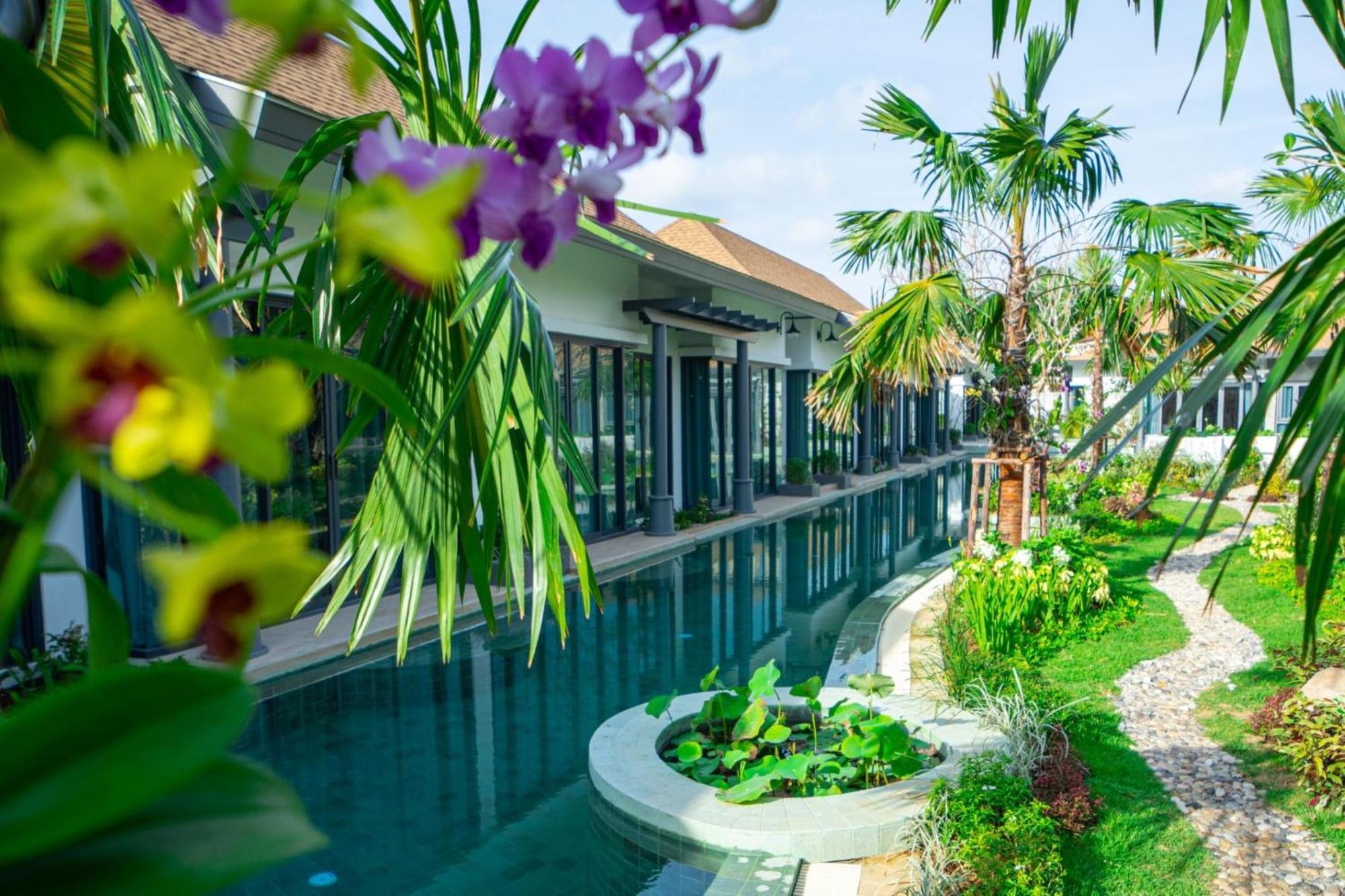 Tajh Pool Villas Chalong Exterior photo